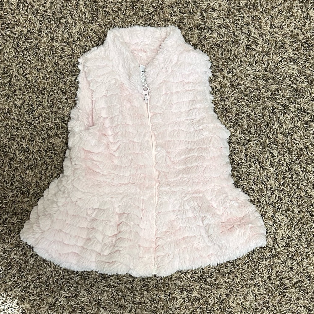 Baby pink fur vest size 24 month/ 2T/3T mud pie